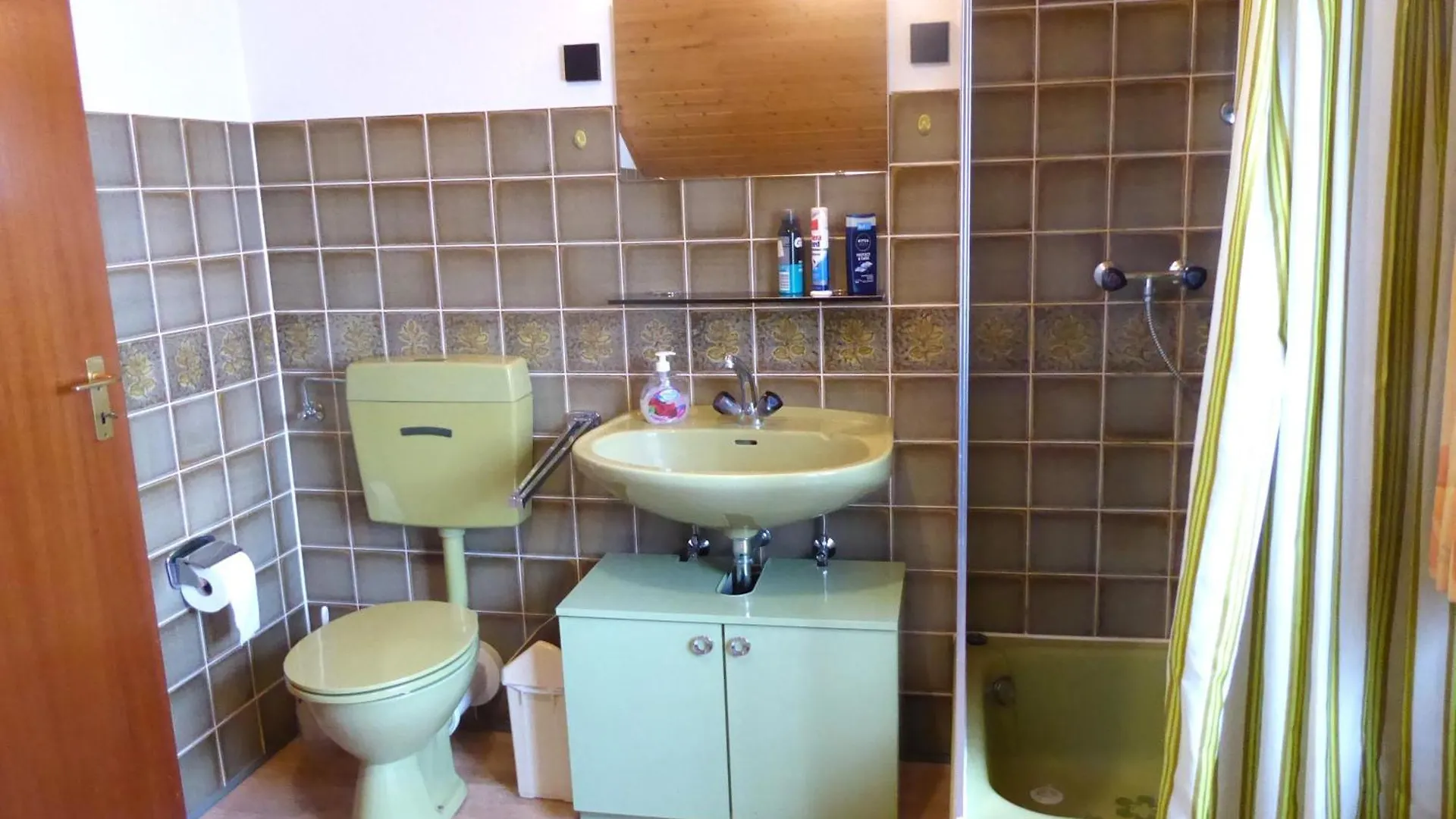 Вилла Einfaches Haus Direkt In Байройт 0*,